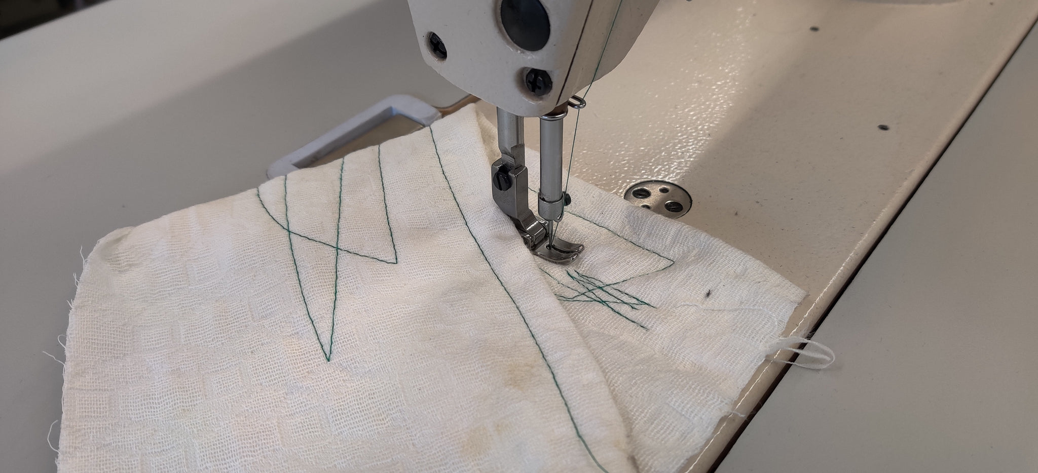 Juki DDL-8700 Single Needle Lockstitch Sewing Machine